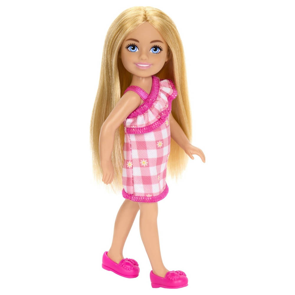 Mattel Barbie Chelsea & Φίλες – Κούκλα Καρώ Ροζ Φόρεμα (DWJ33/HXM95)